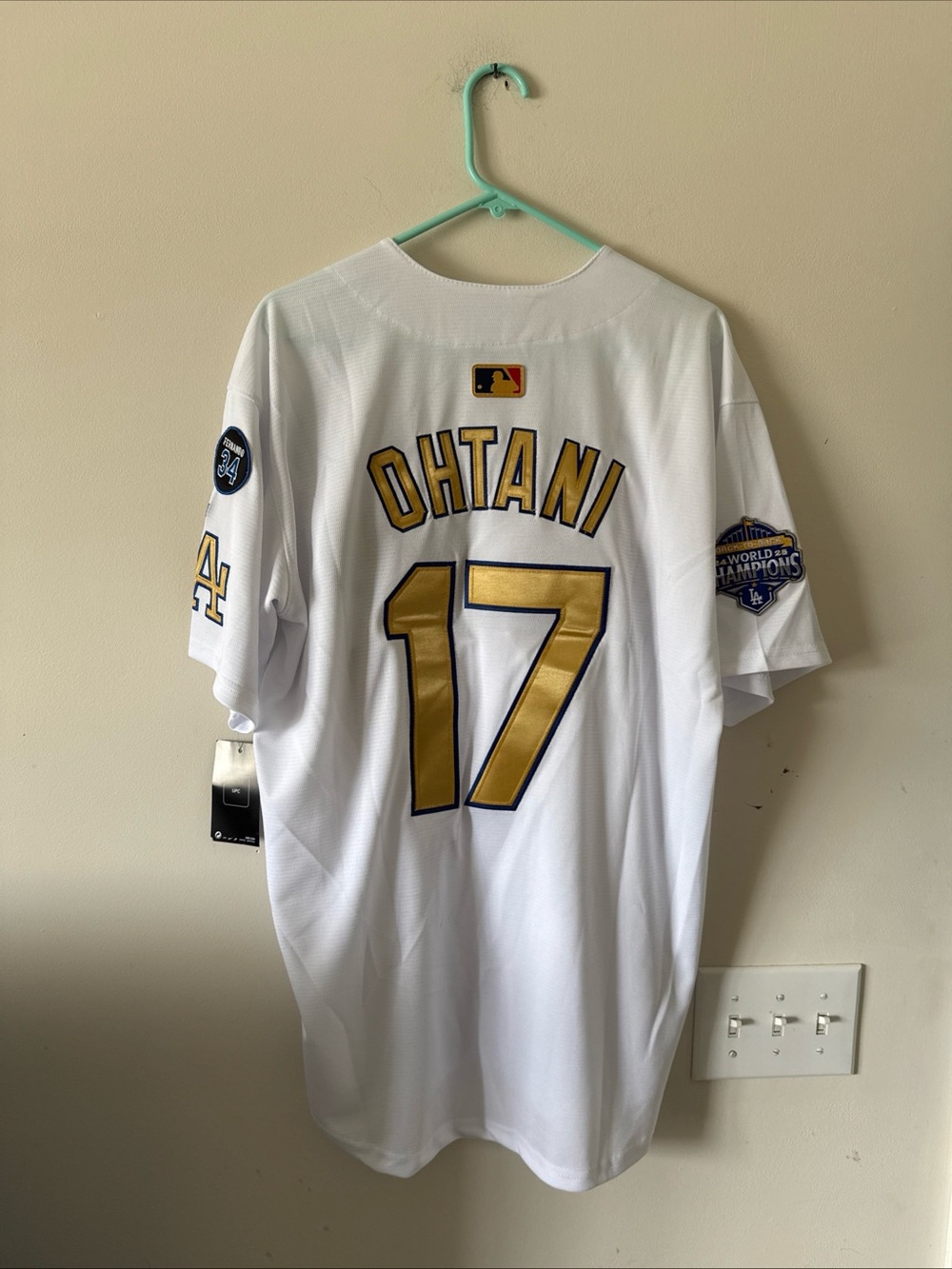 Men’s Nike Shohei Ohtani #17 LA Dodgers 2025 Gold Collection Limited Jersey Sz L - Picture 7 of 7